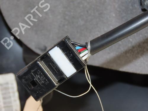 Used Left mirror RENAULT MASTER III Van (FV) 2.3 dCi 135 FWD (FV0N, FV08, FV06, FV00, FV1S) (136 hp) 31605646