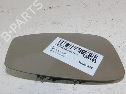 Bakspejl venstre FIAT STILO (192_) 1.9 D Multijet (120 hp) 15100452