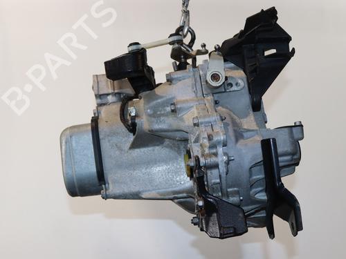 cambio-manuale-citroen-c3-iii-sx-2016-24486872 main image