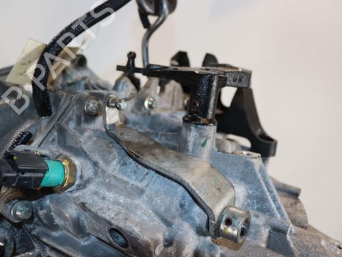 gearbox-dacia-sandero-iii-2021-36028710 main image
