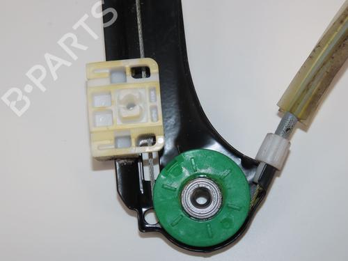 Used Front right window mechanism Front right window mechanism AUDI A3 Sportback (8PA) 1.6 (102 hp) 34387287 34387287