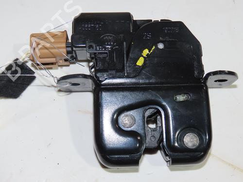 Used Tailgate lock RENAULT CAPTUR I (J5_, H5_) 1.2 TCe 120 (118 hp) 23164139