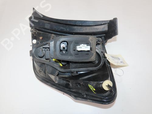 Used Left taillight Left taillight 39454244 39454244