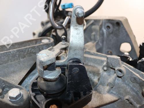 Used Gearbox DACIA LOGAN MCV (KS_) 1.6 16V (KS0L, KS0M, KS0P, KS1S) (105 hp) 30605974
