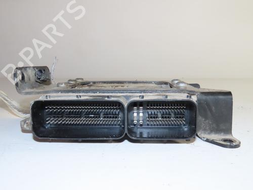 Calculateur moteur (ecu) PORSCHE CAYENNE (9PA) S 4.8 (385 hp) 31911730