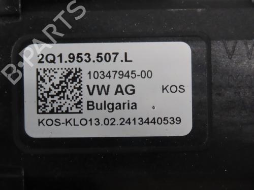 Steering column stalk VW POLO VI (AW1, BZ1, AE1) 1.0 MPi | BP40051761I23 - Image 2