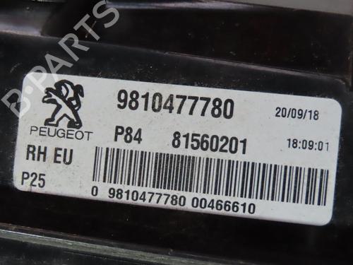 Used Right tailgate light Right tailgate light PEUGEOT 3008 II SUV (MC_, MR_, MJ_, M4_) 1.2 THP/ PureTech 130 (MRHNSM, MRHNSU, MRHNSJ, MRHNYW,... (131 hp) 28206377 28206377