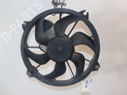 Used Radiator fan Radiator fan 32486877 32486877