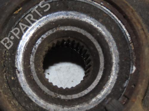 Used Right front steering knuckle Right front steering knuckle PEUGEOT 5008 II (MC_, MJ_, MR_, M4_) 1.5 BlueHDi 130 (MCYHZJ, MCYHZR, MCYHZX) (131 hp) 20846096 20846096
