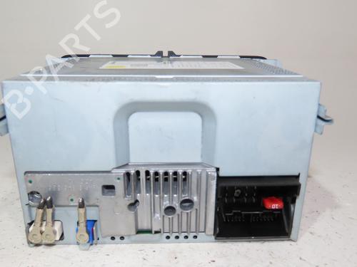 Used Radio VW GOLF VI (5K1) 2.0 TDI (170 hp) 24487927