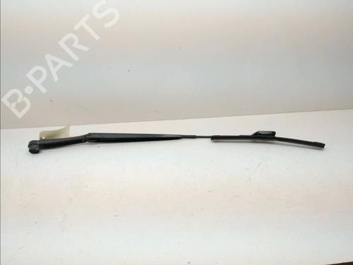 Used Front windshield wiper arm HYUNDAI ix20 (JC) 1.4 CRDi (90 hp) 14962597