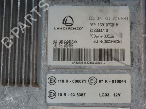 Used Engine control unit (ECU) DACIA SANDERO III 1.0 TCe 100 ECO-G (101 hp) 29494366