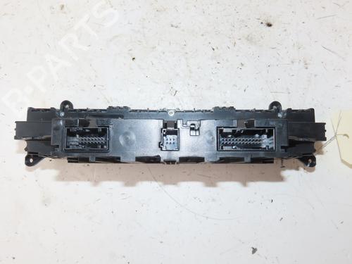 Used Climate control Climate control 37649759 37649759