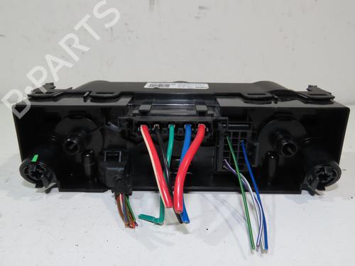 Used Climate control VW POLO V (6R1, 6C1) 1.2 TSI 16V (90 hp) 16956367