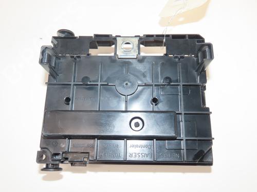 Used Fuse box Fuse box PEUGEOT 307 (3A/C) 1.6 16V (109 hp) 33835757 33835757