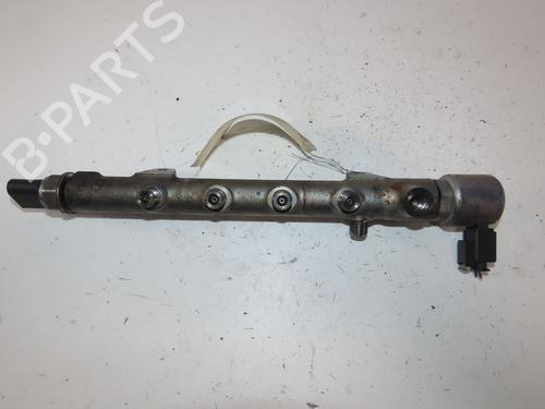 injection-rail-mercedes-benz-c-class-coupe-c204-2011-38608876 main image