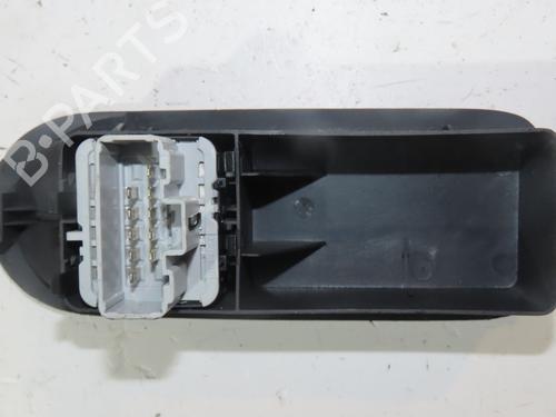 Used Left front window switch RENAULT MEGANE II (BM0/1_, CM0/1_) 2.0 dCi (173 hp) 29137187