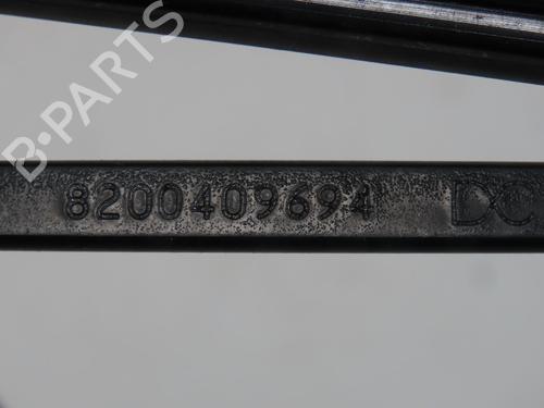 Used Front windshield wiper arm RENAULT KANGOO Express (FW0/1_) 1.5 dCi 70 (FW0A, KW0V) (68 hp) 27887132