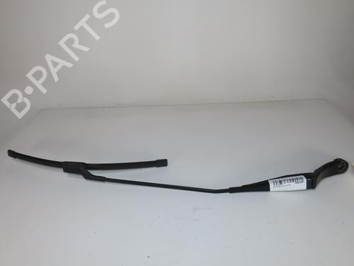 Used Front windshield wiper arm Front windshield wiper arm PEUGEOT 308 II (LB_, LP_, LW_, LH_, L3_) 2.0 GT BlueHDi 180 (181 hp) 23165412 23165412