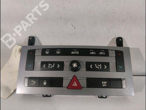 Used Climate control PEUGEOT 407 (6D_) 2.0 HDi 135 (6DRHRH, 6DRHRE, 6DRHRG, 6DRHRJ) (136 hp) 11694573