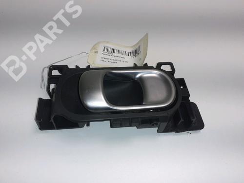 Used Front left interior door handle Front left interior door handle CITROËN C4 CACTUS 1.2 THP 110 (110 hp) 9022411 9022411