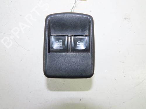 Used Left front window switch OPEL VIVARO B Van (X82) 1.6 CDTI (05) (125 hp) 17100950