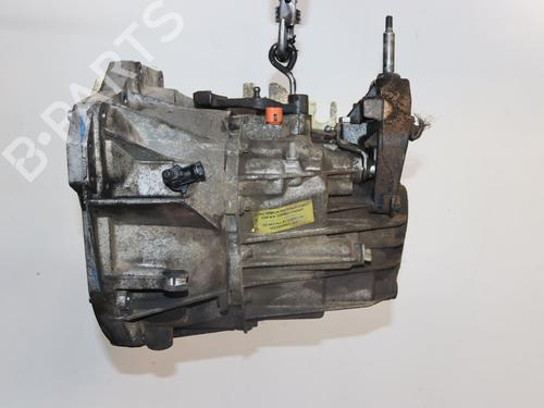gearbox-renault-master-ii-van-fd-1997-1998-1999-2000-2001-2002-2003-2004-2005-2006-2007-2008-2009-2010-2011-2012-2013-27268103 main image