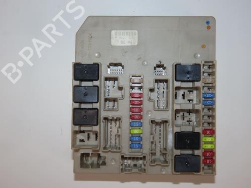 Fuse box RENAULT CLIO III (BR0/1, CR0/1) 1.2 16V (BR02, BR0J, BR11, CR02, CR0J, CR11) | BP30139930E1