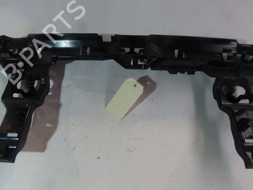 Used Rear bumper bracket BMW 1 (F40) 116 d (116 hp) 28613904