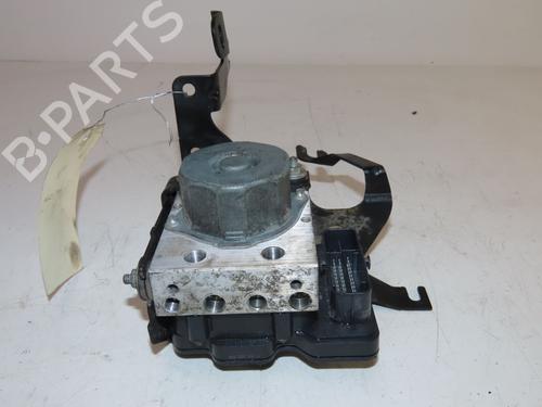 Used ABS pump ABS pump RENAULT CLIO IV Grandtour (KH_) 1.5 dCi 90 (KHN3, KHN4) (90 hp) 33297829 33297829
