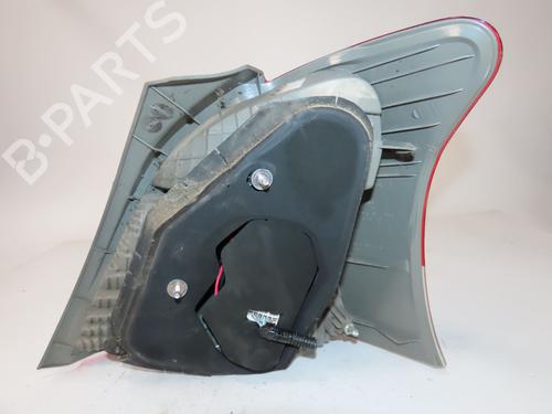Used Left taillight TOYOTA YARIS (_P9_) 1.4 D-4D (NLP90_, NLP90R) (90 hp) 28526475