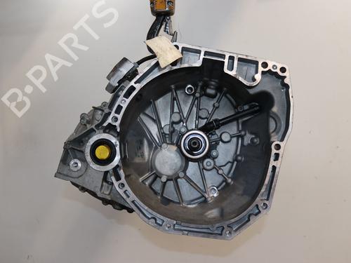 gearkasse-renault-megane-iv-hatchback-b9amn_-2015-29469200 main image