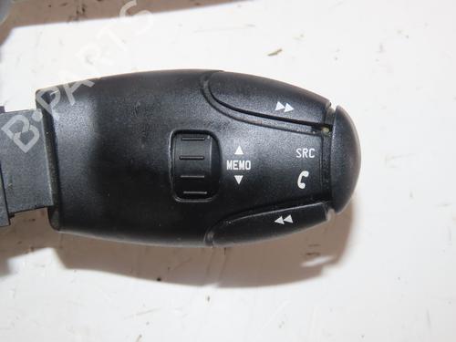 Used Steering column stalk Steering column stalk DS DS 3 (SA_) 1.6 BlueHDi 100 (SABHY0, SABHYT) (99 hp) 40241858 40241858