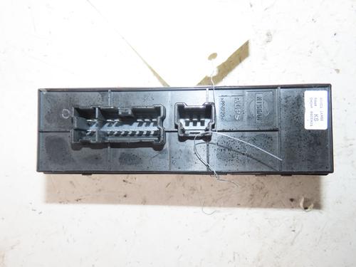 Left front window switch NISSAN JUKE (F15) 1.2 DIG-T | BP39967009I27 - Image 3
