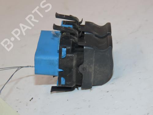 left-front-window-switch-renault-master-iii-van-fv-2010-37705796 main image