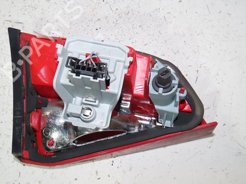 right-tailgate-light-audi-a4-b8-avant-8k5-2007-2008-2009-2010-2011-2012-2013-2014-2015-2016-2017-24489813 main image