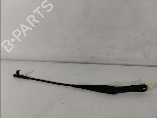 Used Front windshield wiper arm OPEL ASTRA H (A04) 1.7 CDTI (L48) (100 hp) 14901139