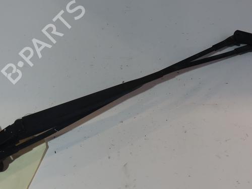Used Front windshield wiper arm TOYOTA AYGO (_B4_) 1.0 VVTi (KGB40) (72 hp) 27352544