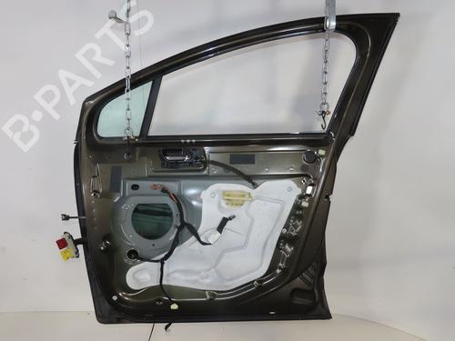 Used Right front door Right front door 36790041 36790041