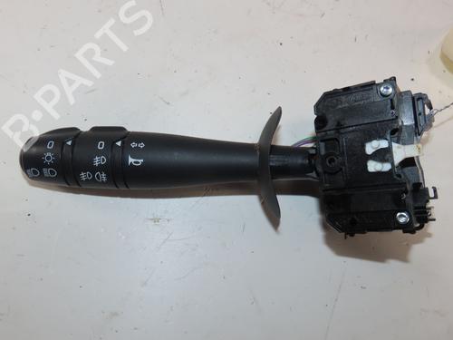 Used Headlight switch RENAULT TWINGO II (CN0_) 1.5 dCi 75 (75 hp) 33008865
