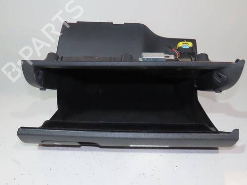Used Glove box VW GOLF PLUS V (5M1, 521) 1.9 TDI (105 hp) 24487882