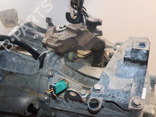 Used Gearbox RENAULT SCÉNIC III (JZ0/1_) 1.5 dCi (110 hp) 30955569