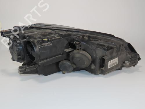 Lyskaster venstre VW GOLF VII (5G1, BQ1, BE1, BE2) 1.6 TDI (105 hp) 32308757