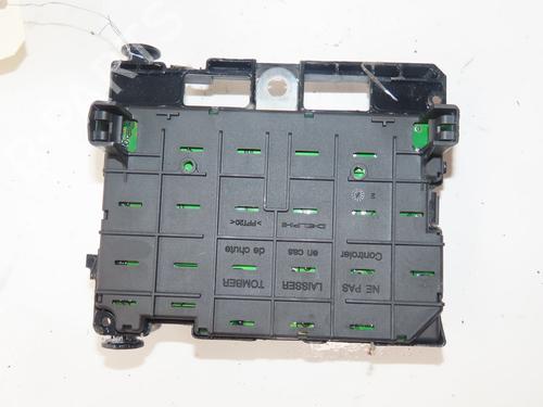Used Fuse box Fuse box 37530240 37530240
