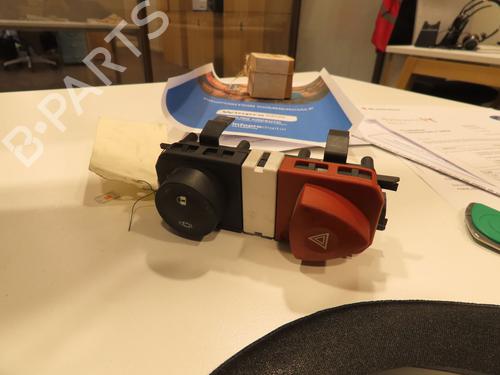 Warning switch RENAULT MEGANE II (BM0/1_, CM0/1_) 1.5 dCi (BM0F, BM0T, BM2B, CM0F, CM0T) | BP23161060I22 