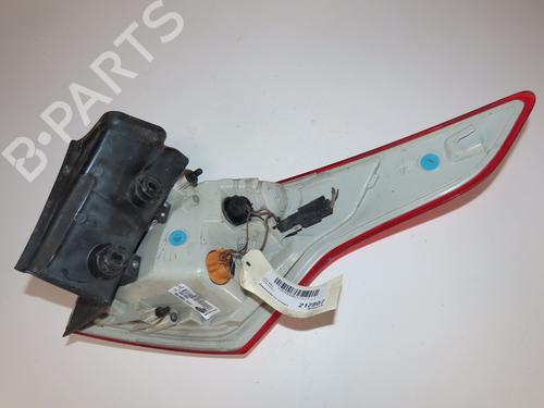 Farolim esquerdo FORD KUGA II (DM2) 2.0 TDCi 4x4 (150 hp) 30740507