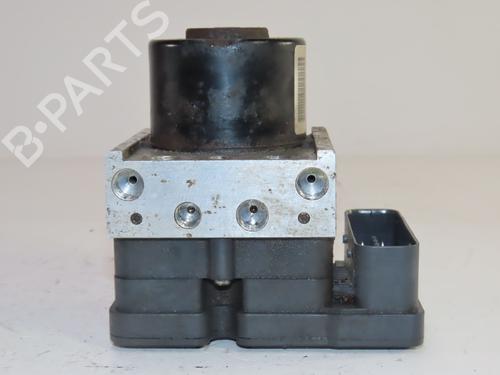 Used ABS pump CITROËN C3 II (SC_) 1.4 (73 hp) 32873369