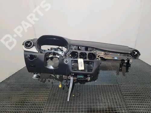 Instrumentbord MERCEDES-BENZ B-CLASS Sports Tourer (W246, W242) B 180 CDI / d (246.212) (109 hp) 24668020029H68