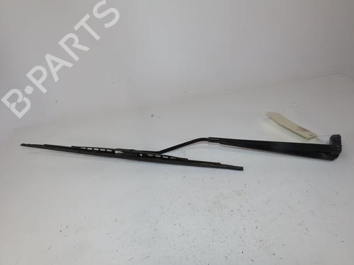 Used Front windshield wiper arm Front windshield wiper arm 38548772 38548772