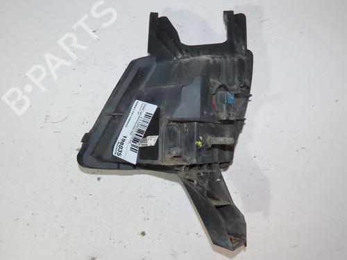Used Right front fog light PEUGEOT 407 (6D_) 2.0 HDi 135 (6DRHRH, 6DRHRE, 6DRHRG, 6DRHRJ) (136 hp) 29264448